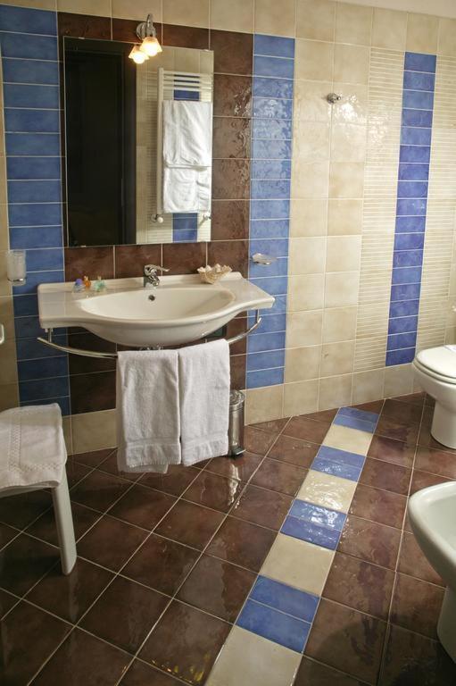 Castellammare Smart Rooms กัสเตลลัมมาเร เดล โกลโฟ ภายนอก รูปภาพ