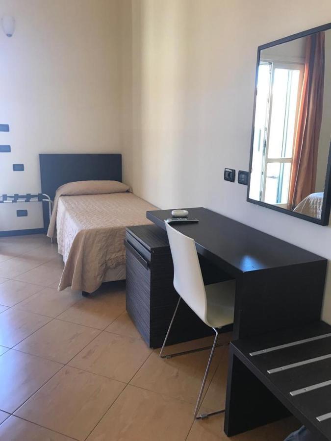 Castellammare Smart Rooms กัสเตลลัมมาเร เดล โกลโฟ ภายนอก รูปภาพ