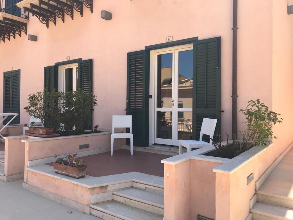 Castellammare Smart Rooms กัสเตลลัมมาเร เดล โกลโฟ ภายนอก รูปภาพ